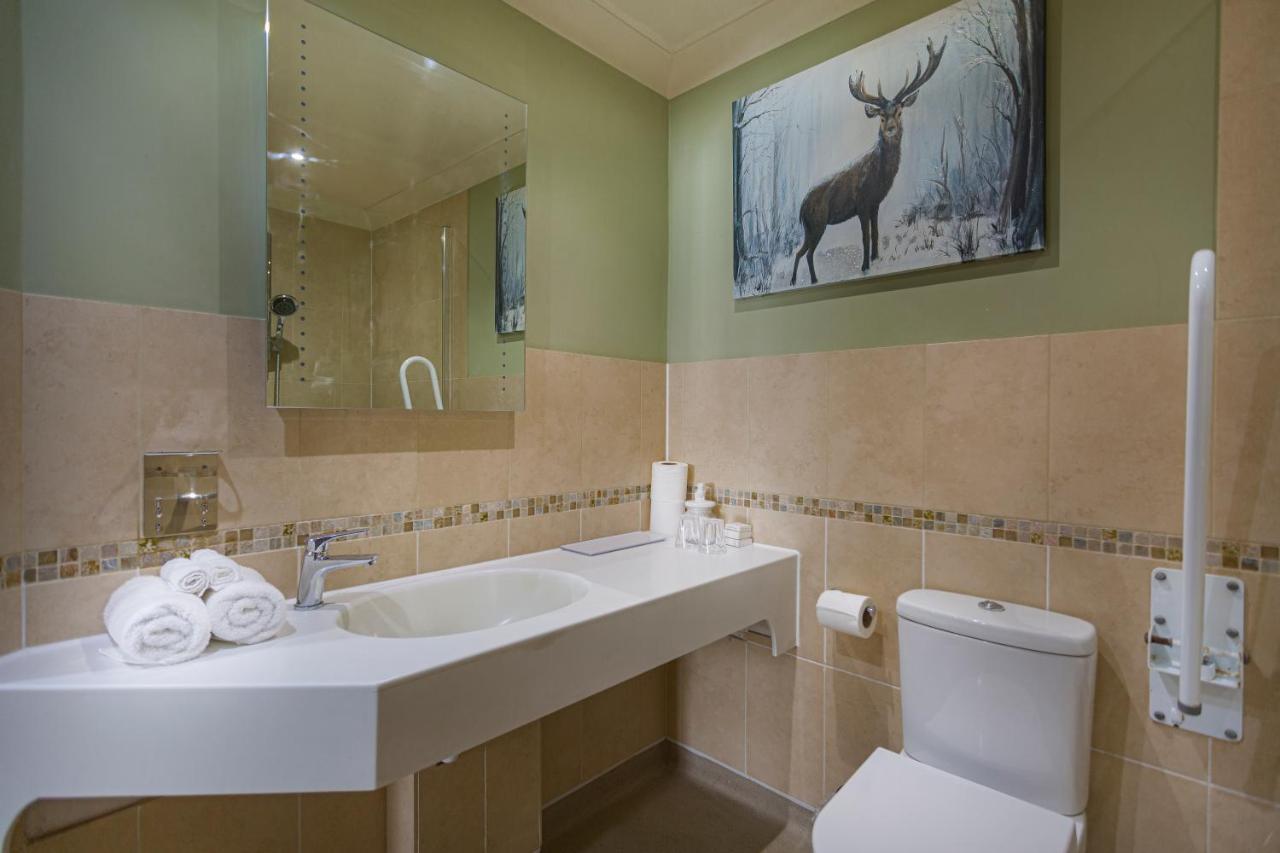 The Pheasant Hotel, Holt, Norfolk Kelling ภายนอก รูปภาพ