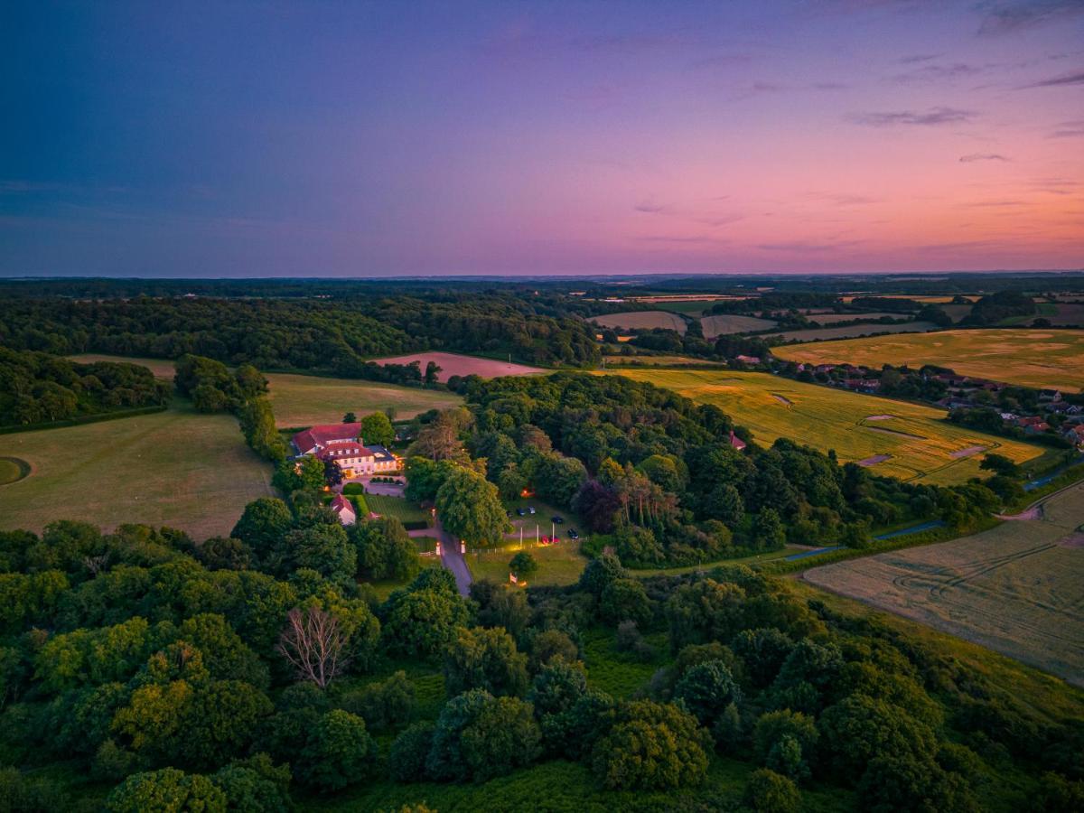 The Pheasant Hotel, Holt, Norfolk Kelling ภายนอก รูปภาพ